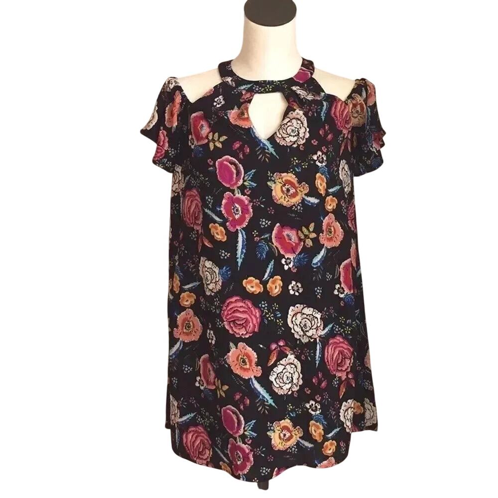 Lily Rose-Floral swing dress cut out shoulders Size Small